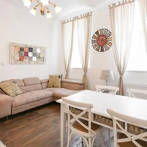 Apartament Vintagehome Schoenbrunn, Viena